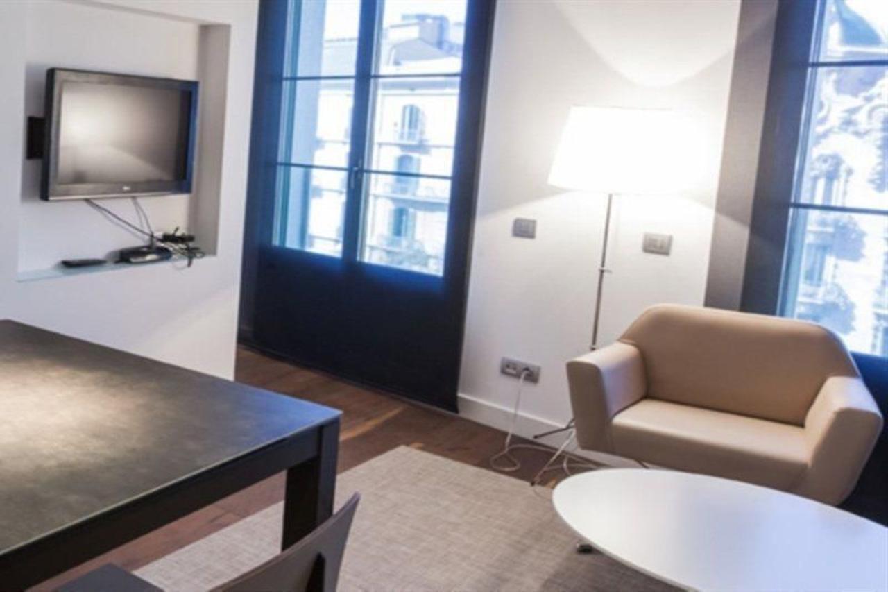 Izaka Apartments D377 Barcelona Bagian luar foto