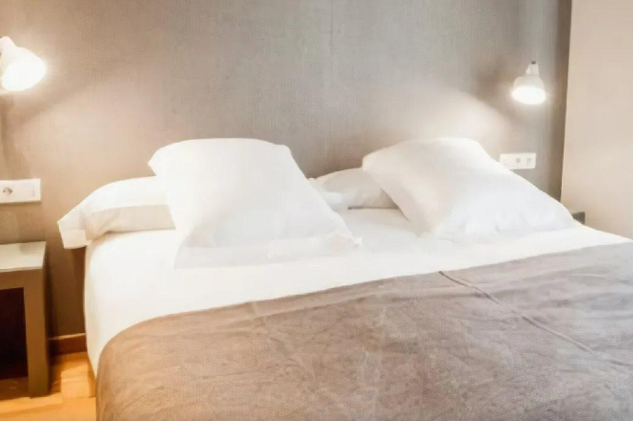 Izaka Apartments D377 Barcelona Bagian luar foto