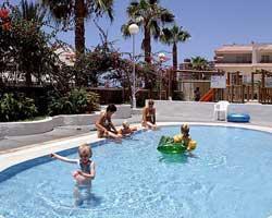 Izaka Apartments D377 Barcelona Bagian luar foto